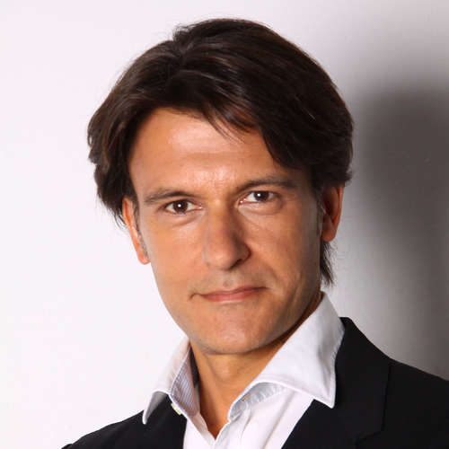 Óscar Fernández Orellana